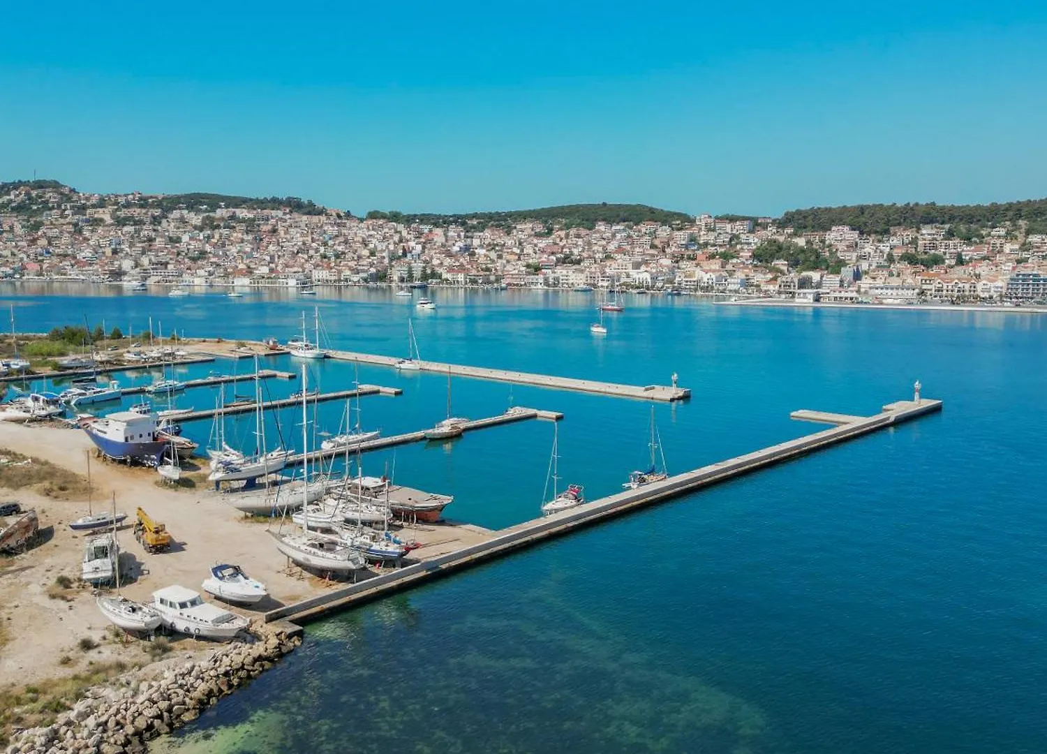 Boutique Saline Apartments - Green Argostoli